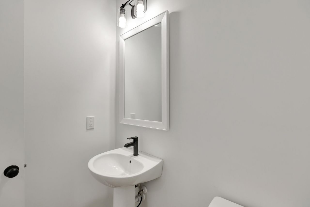 251 Claret Cup Way Photo 10