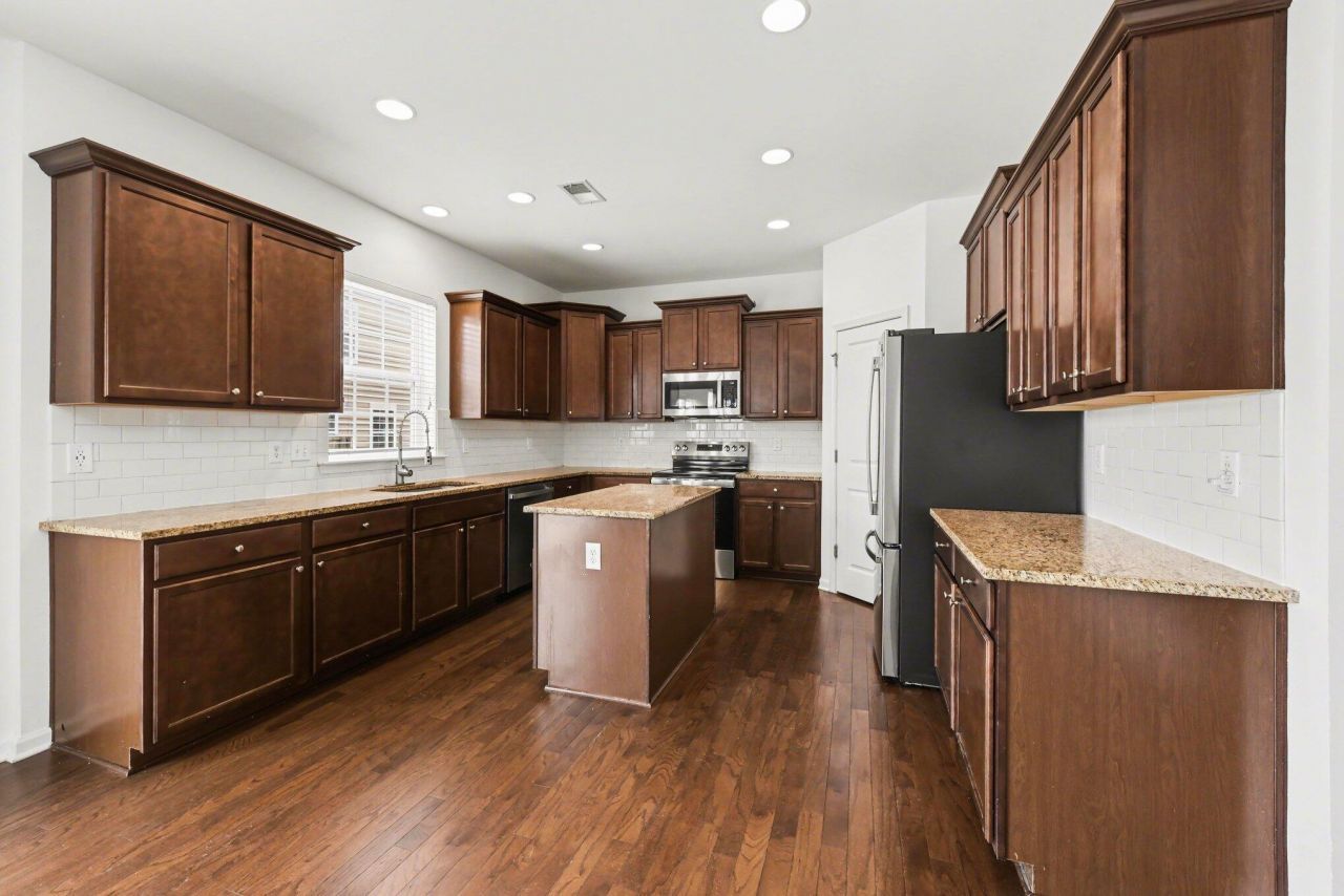 255 Swamp Creek Lane Photo 8