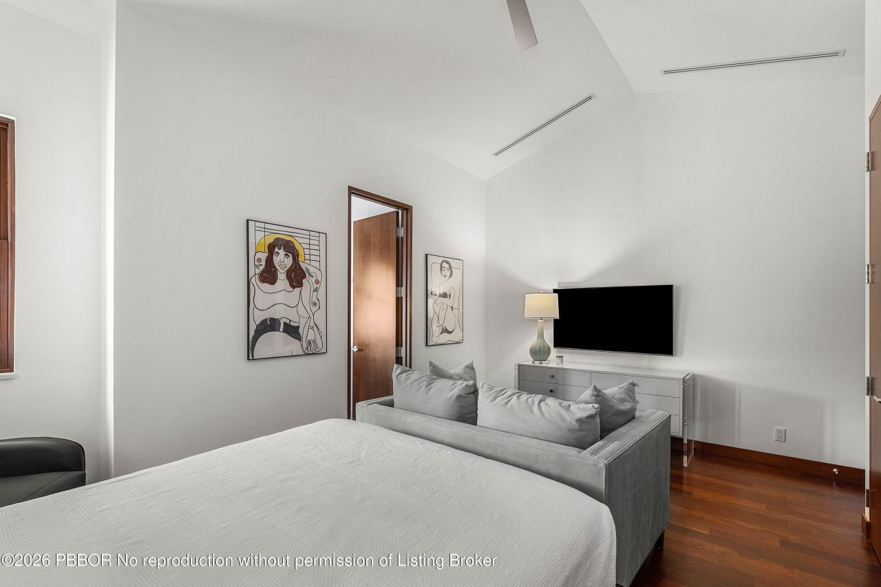 179 E Main Street, Palm Beach, FL 33480 Photo