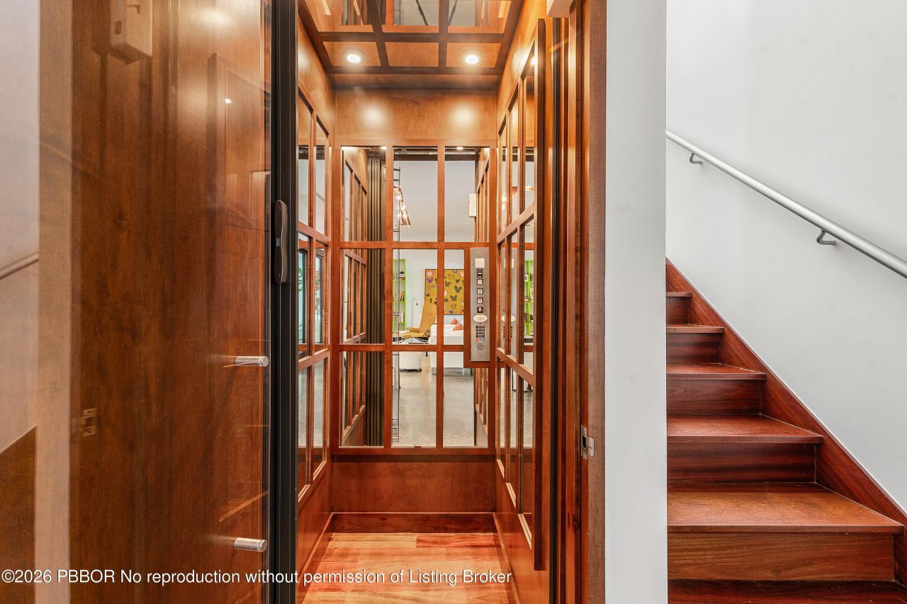 179 E Main Street, Palm Beach, FL 33480 Photo