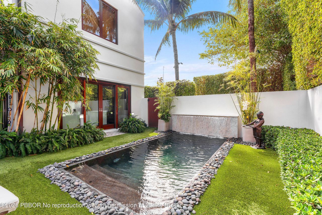 179 E Main Street, Palm Beach, FL 33480 Photo