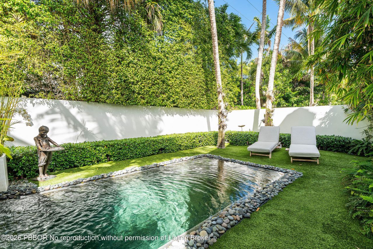 179 E Main Street, Palm Beach, FL 33480 Photo