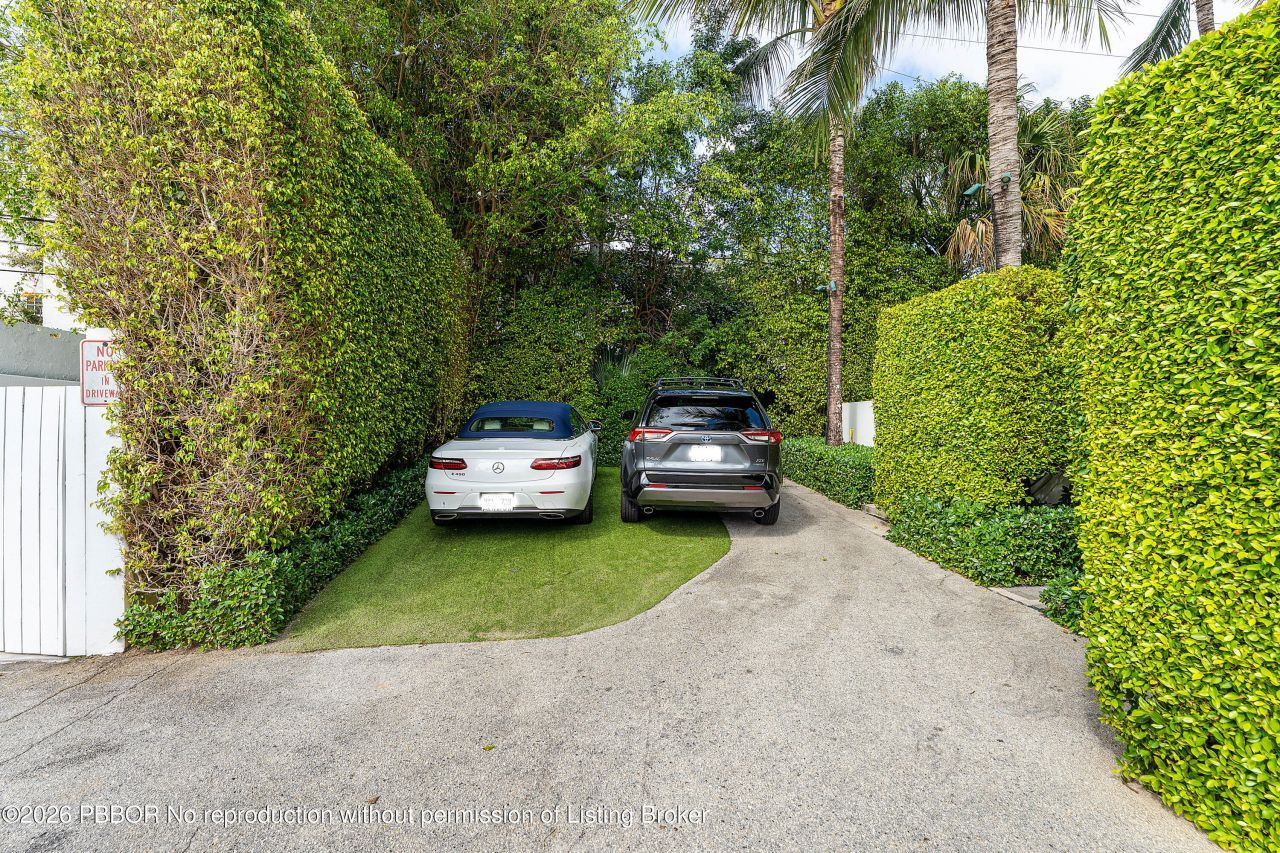 179 E Main Street, Palm Beach, FL 33480 Photo