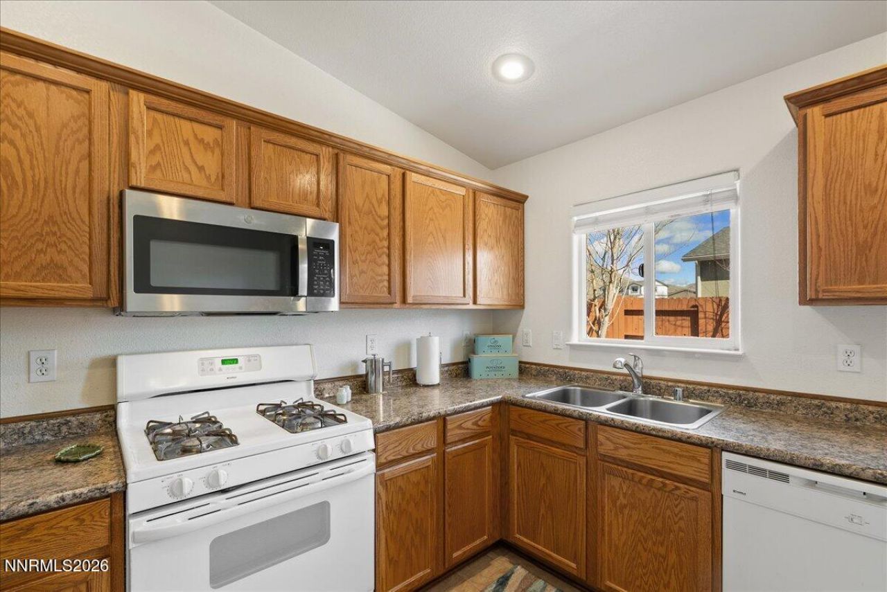 17745 Honey Locust Court, Reno, NV 89508 Photo