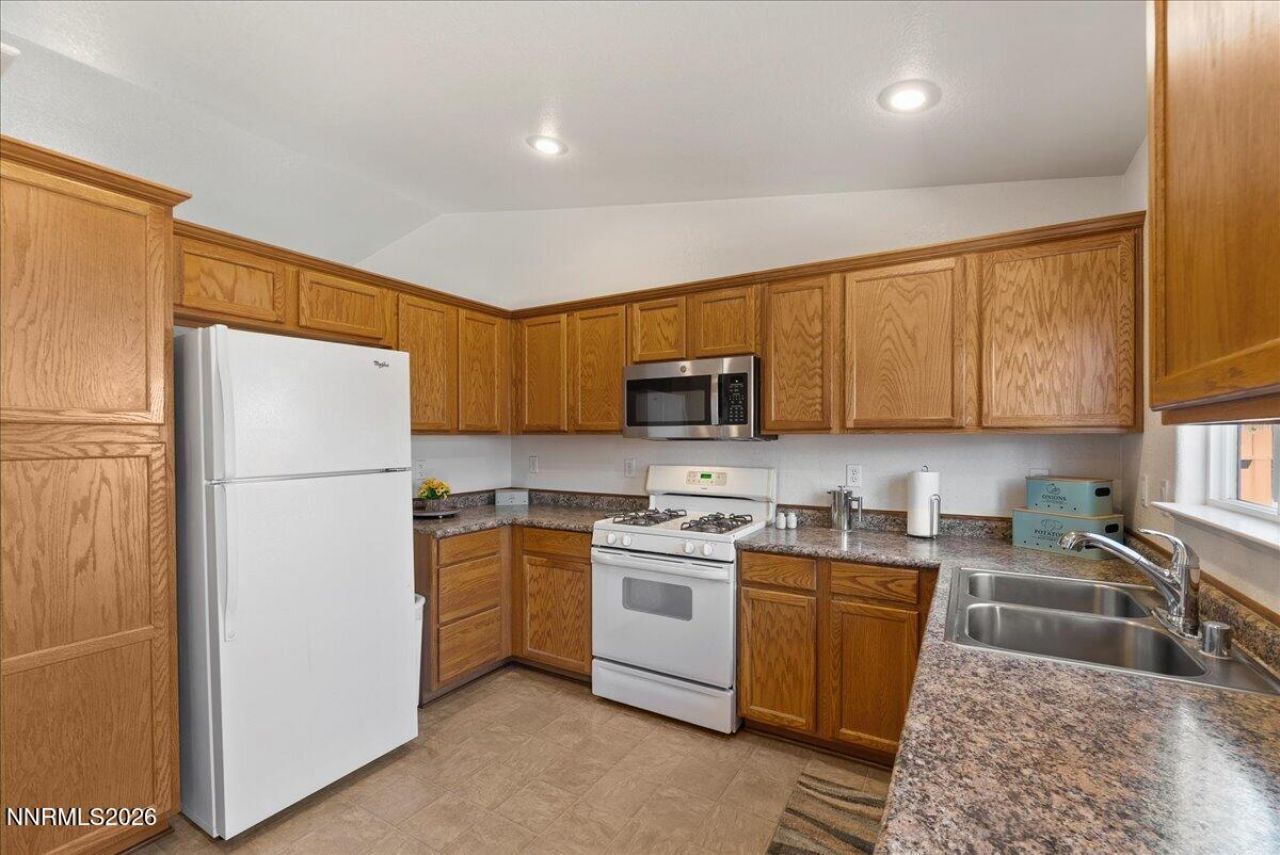 17745 Honey Locust Court, Reno, NV 89508 Photo