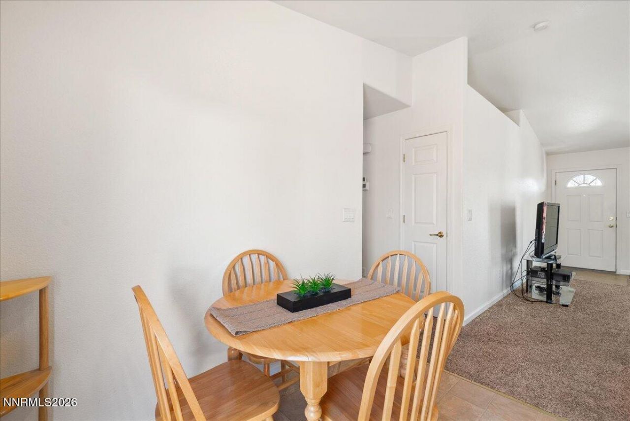 17745 Honey Locust Court, Reno, NV 89508 Photo