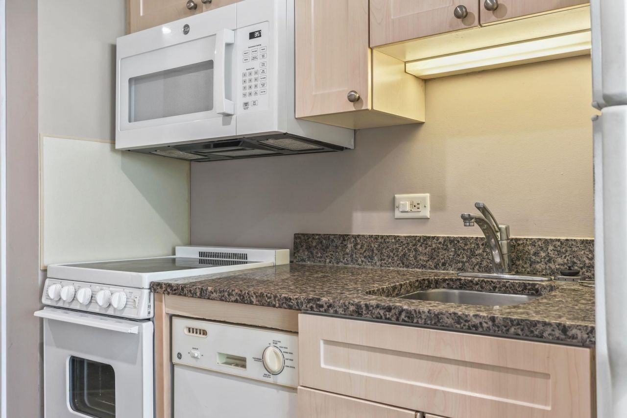 2301 S Ocean Blvd. S Photo 14