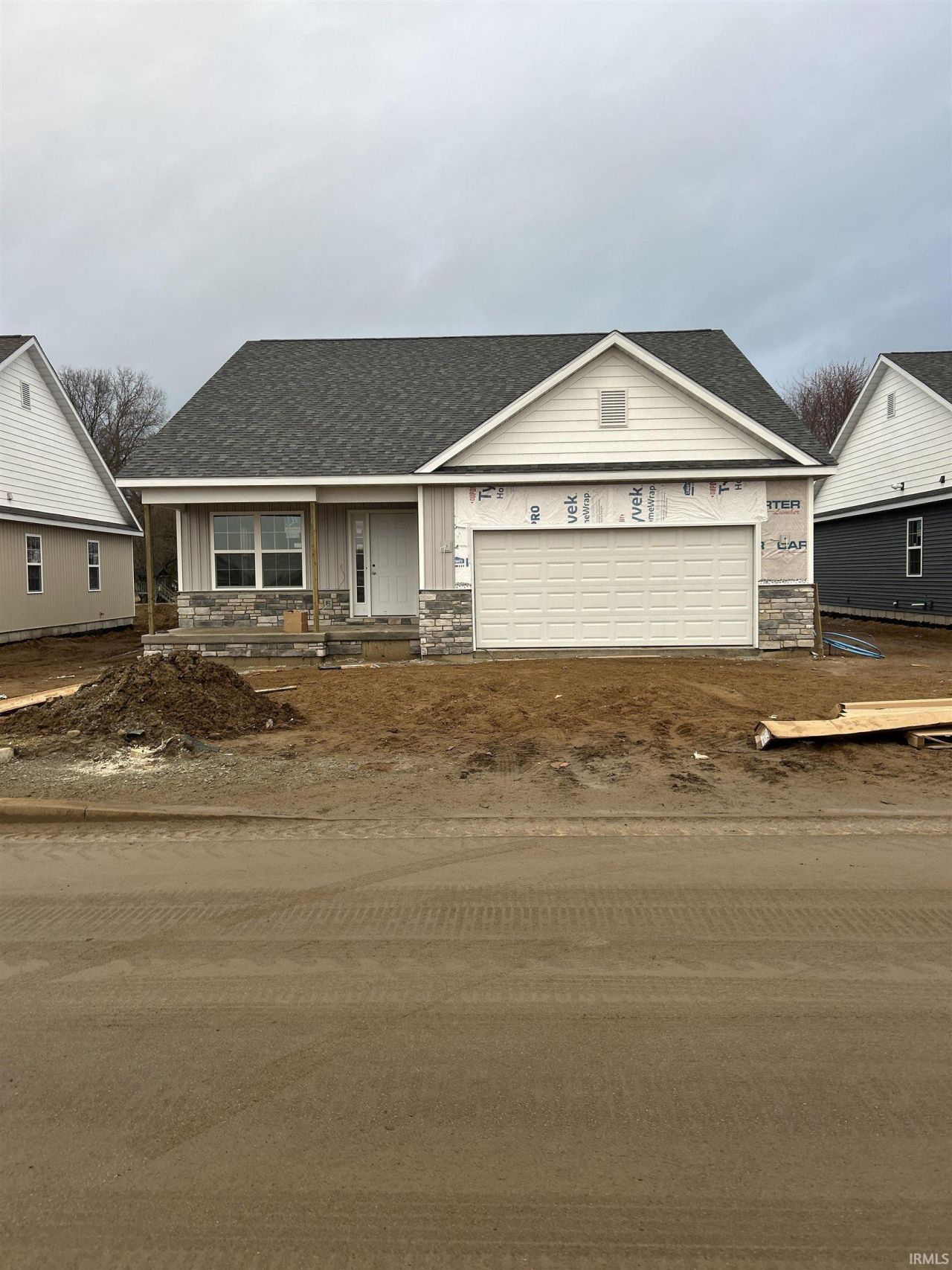 300 Peace Tree Village Drive, Unit 6, Rochester, IN 46975 Main Photo