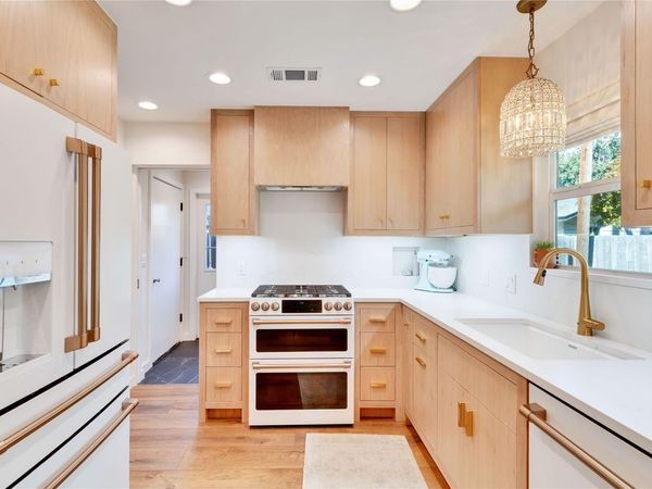 2108 Wooten DR, Austin, TX 78757