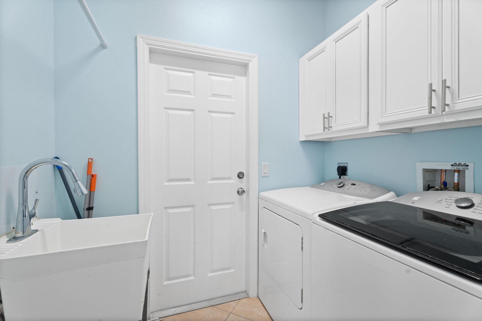 5806 NW Rose Petal Court, Port Saint Lucie, FL 34986 Photo