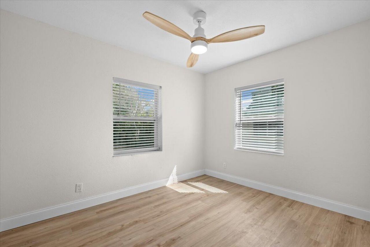 2585 Lorraine Court, North Palm Beach, FL 33403 Photo