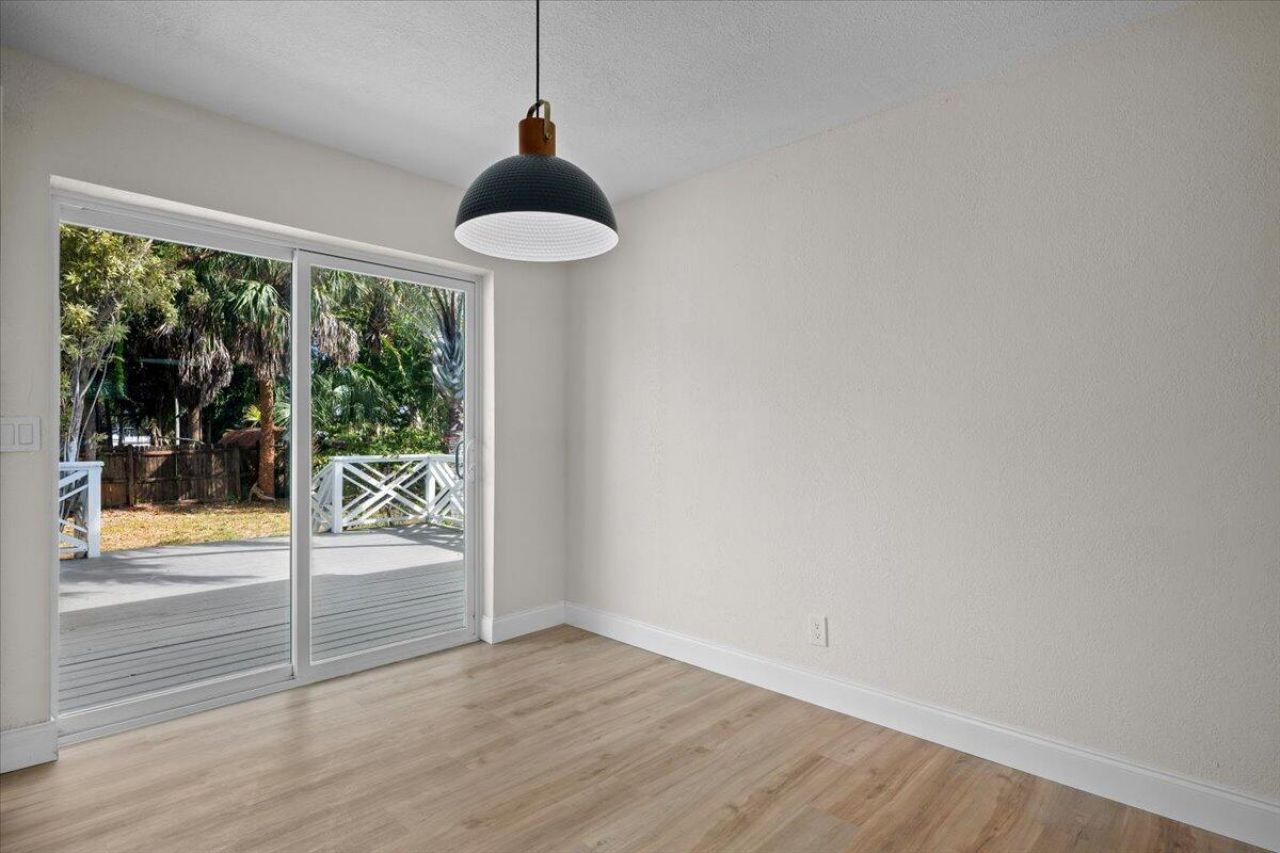 2585 Lorraine Court, North Palm Beach, FL 33403 Photo