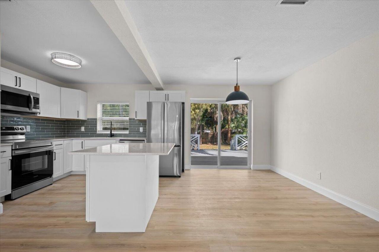 2585 Lorraine Court, North Palm Beach, FL 33403 Photo