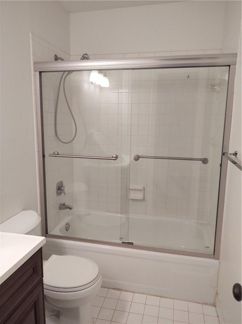 130 NW 70th St, Unit 202, Boca Raton, FL 33487 Photo