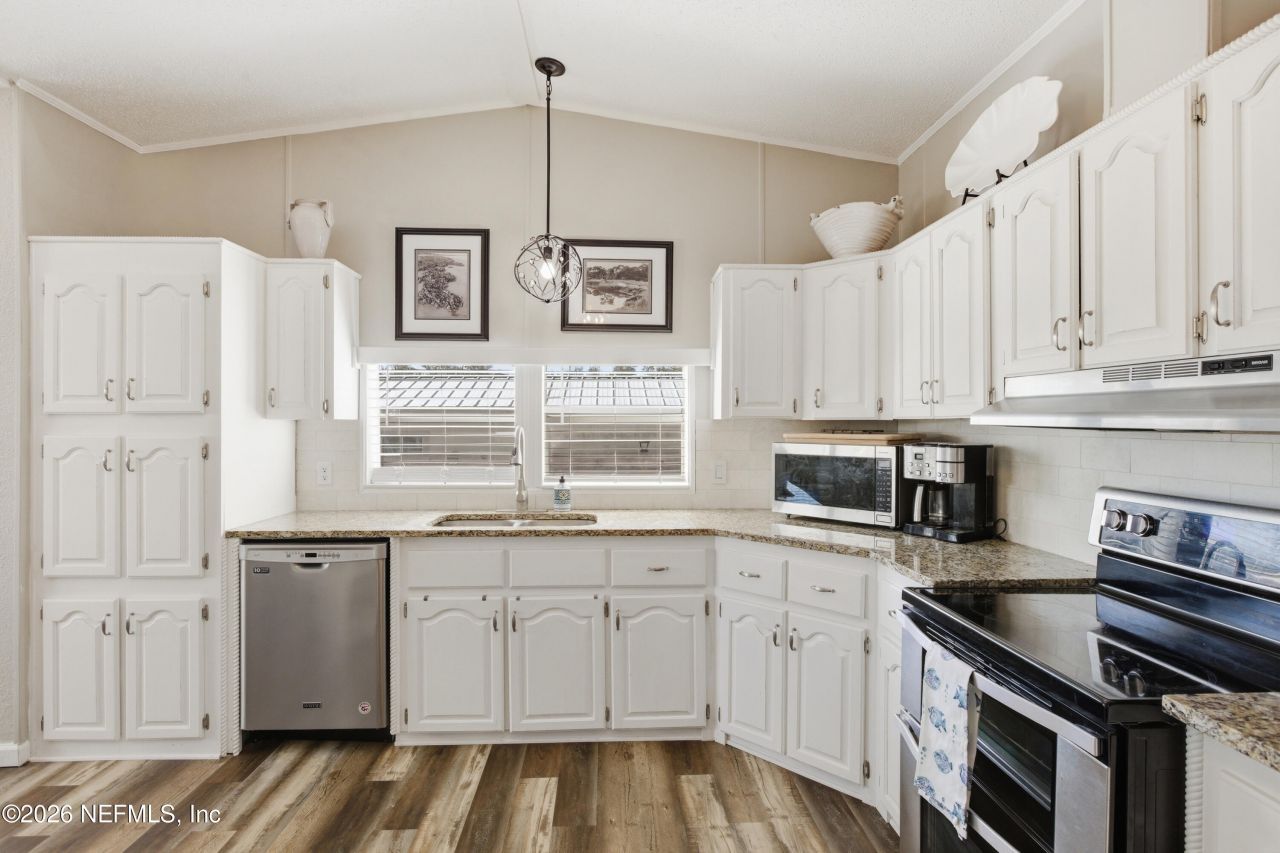 128 Jill Lane, Satsuma, FL 32189 Photo