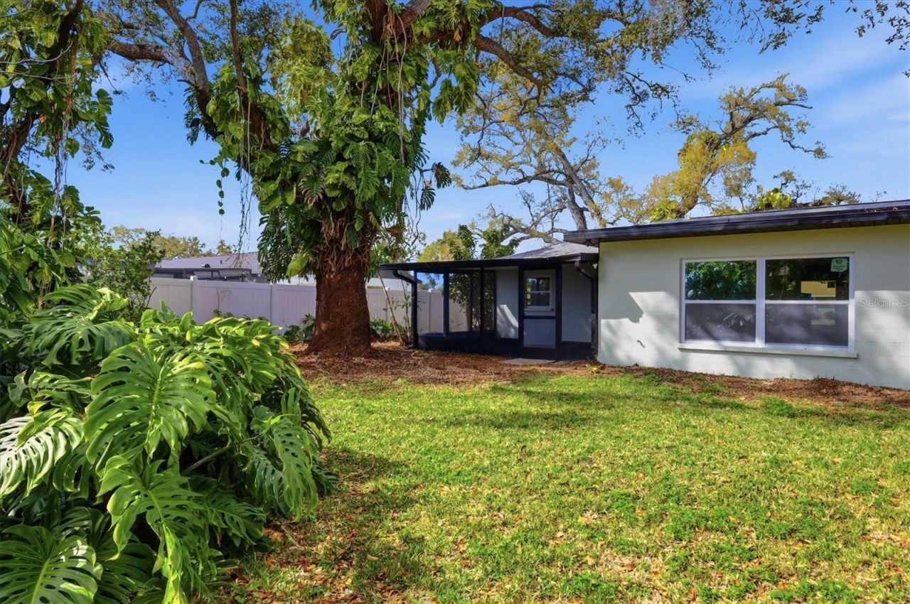 4903 21st Avenue W, Bradenton, FL 34209 Photo