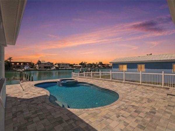 11850 7TH STREET E, TREASURE ISLAND, FL 33706