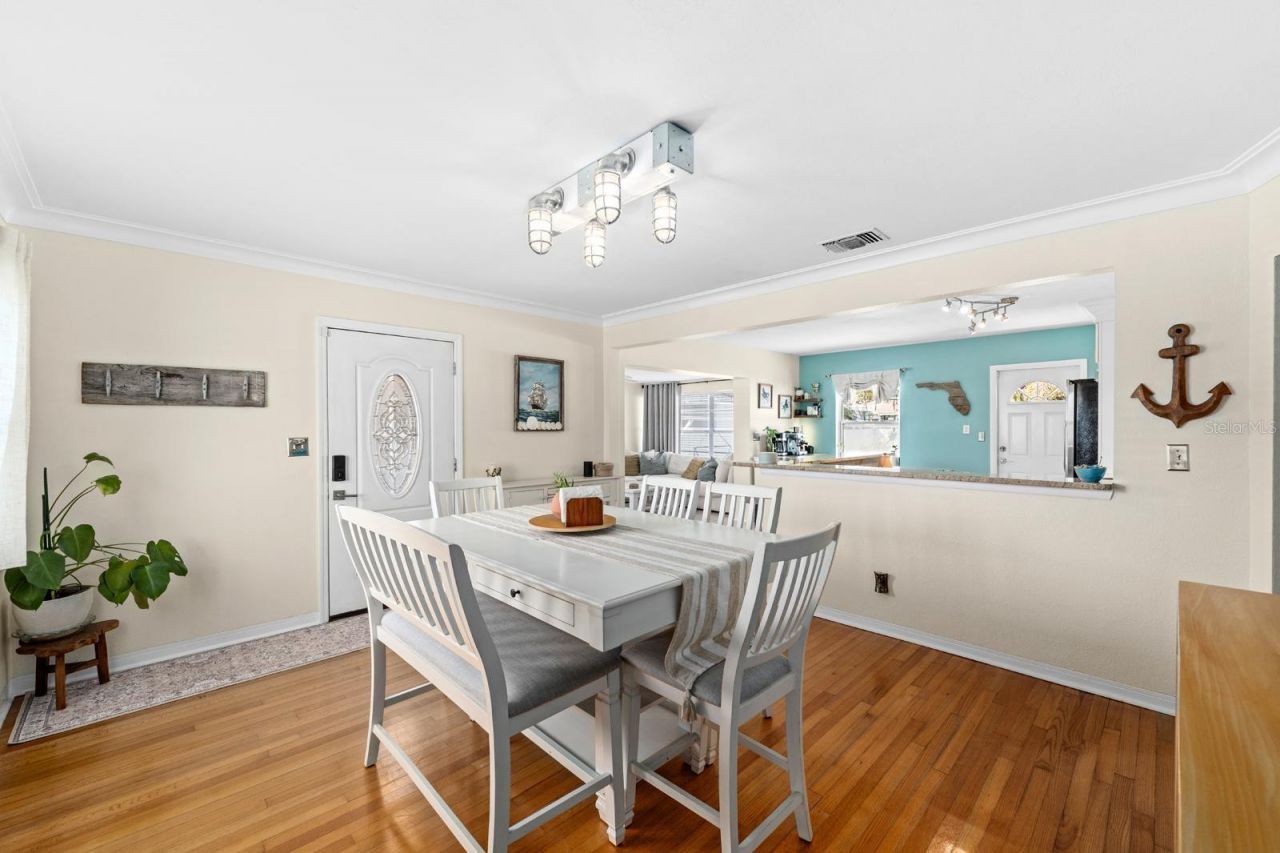 2990 37th Street N, Saint Petersburg, FL 33713 Photo