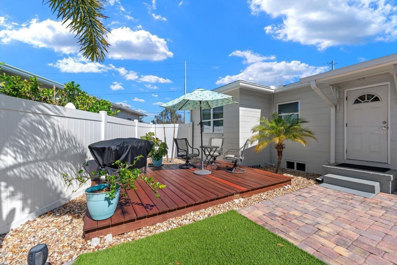 2990 37th Street N, Saint Petersburg, FL 33713 Photo