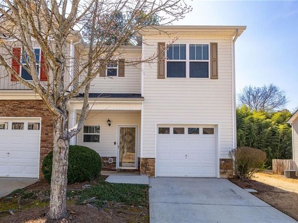 536 Oakside Place, Acworth, GA 30102