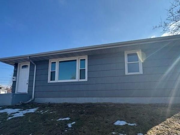 44 Bernard Street E, West Saint Paul, MN 55118