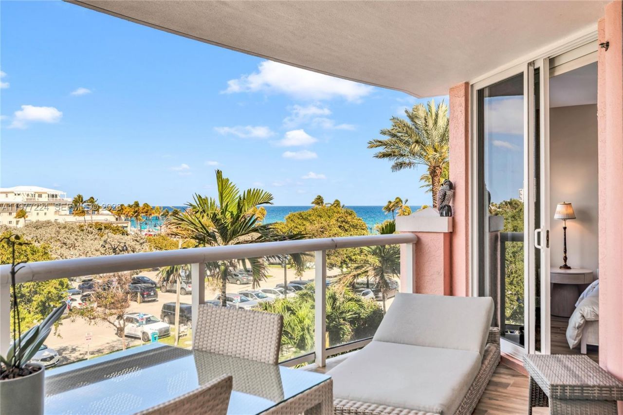 2051 SE 3rd St , Unit 407, Deerfield Beach, FL 33441 Photo