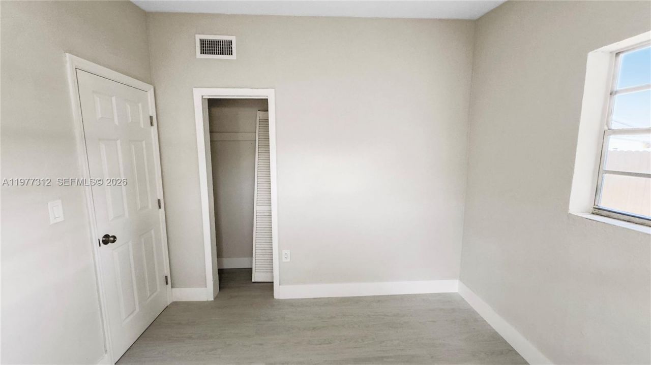 1557 NW 66th St, Miami, FL 33147 Photo