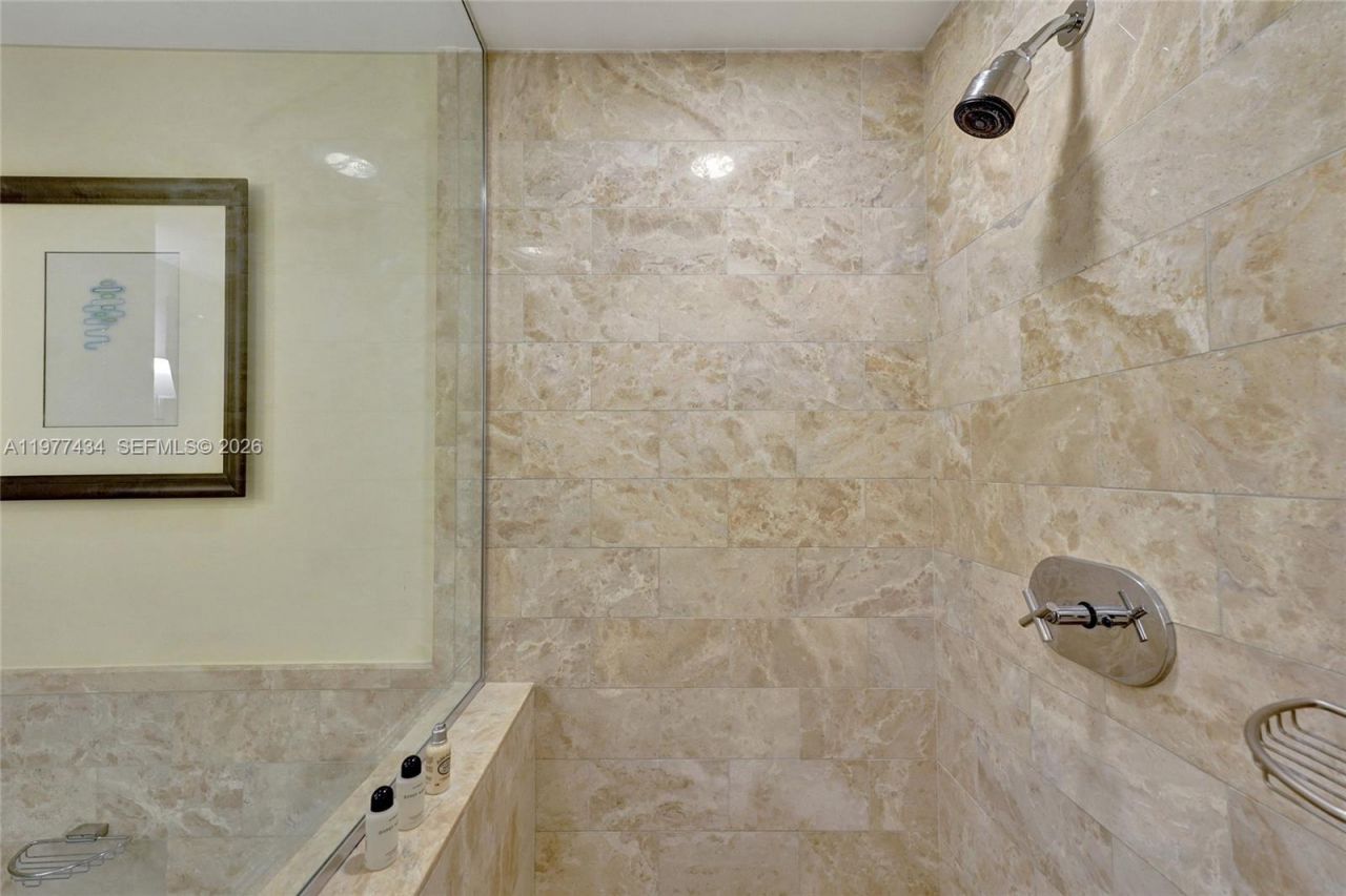 1435 Brickell Ave , Unit 3308, Miami, FL 33131 Photo