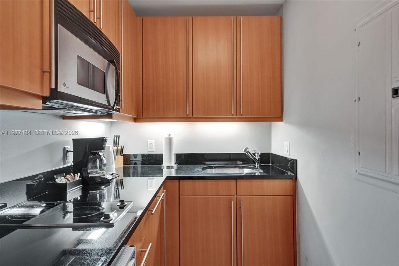 1435 Brickell Ave , Unit 3308, Miami, FL 33131 Photo