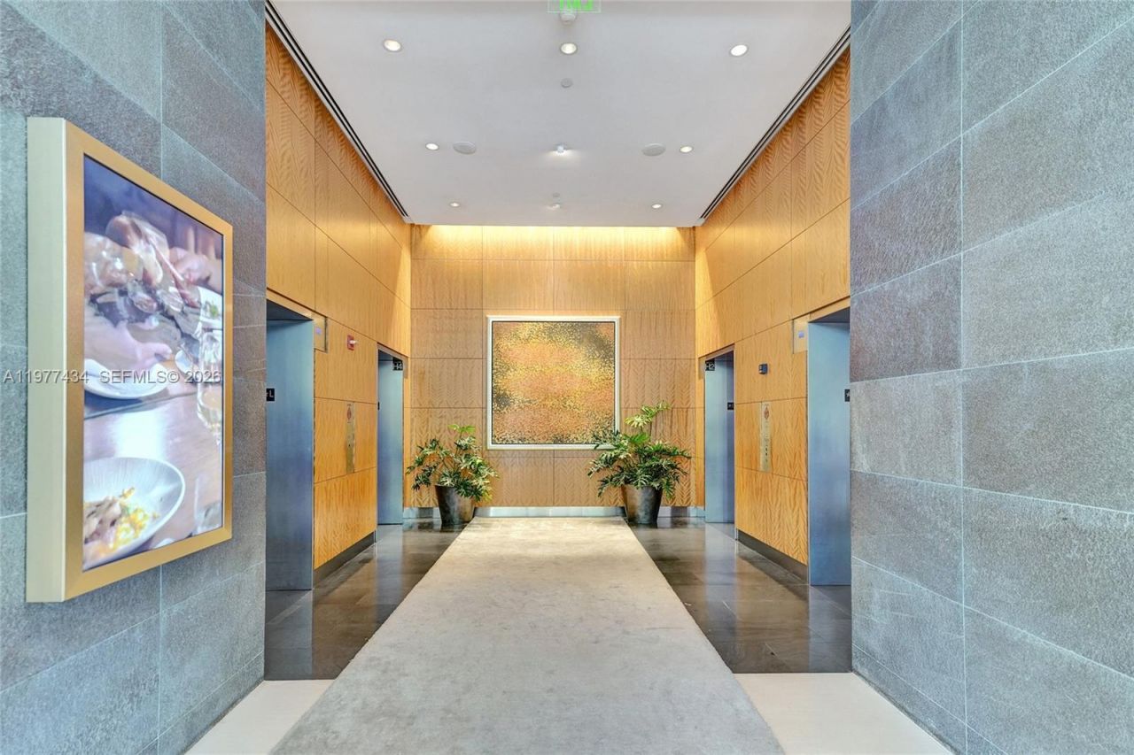 1435 Brickell Ave , Unit 3308, Miami, FL 33131 Photo