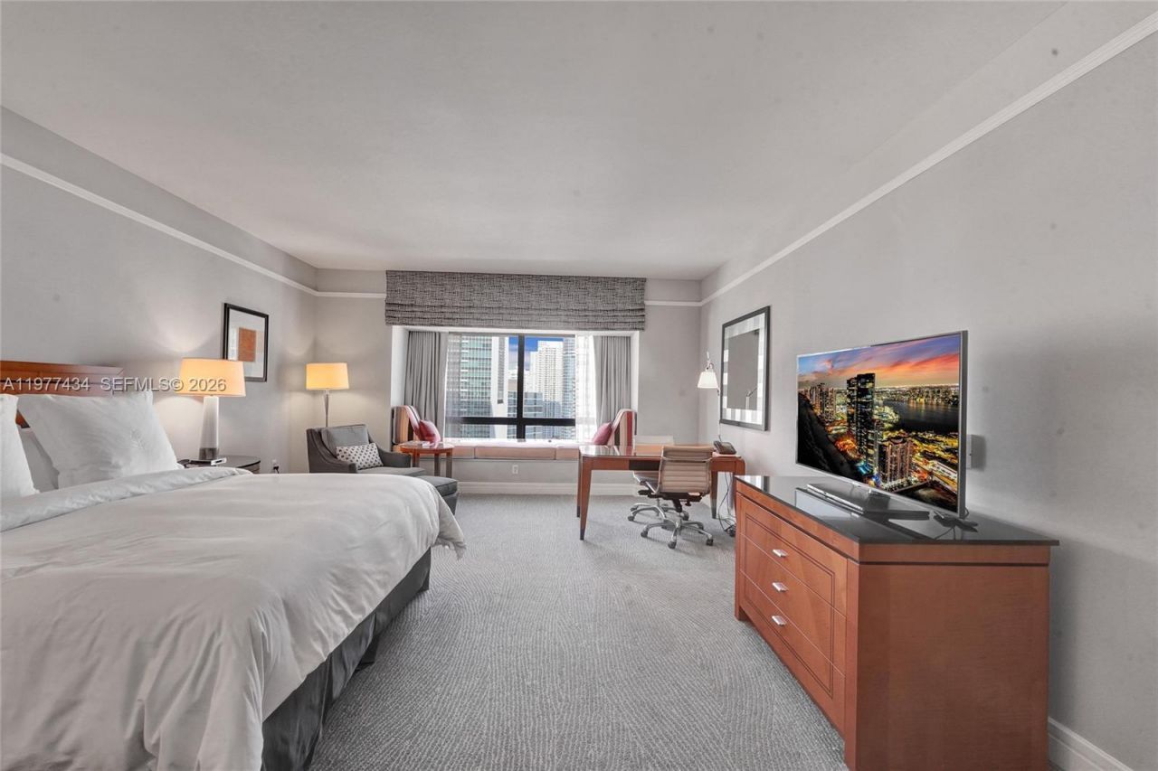 1435 Brickell Ave , Unit 3308, Miami, FL 33131 Photo