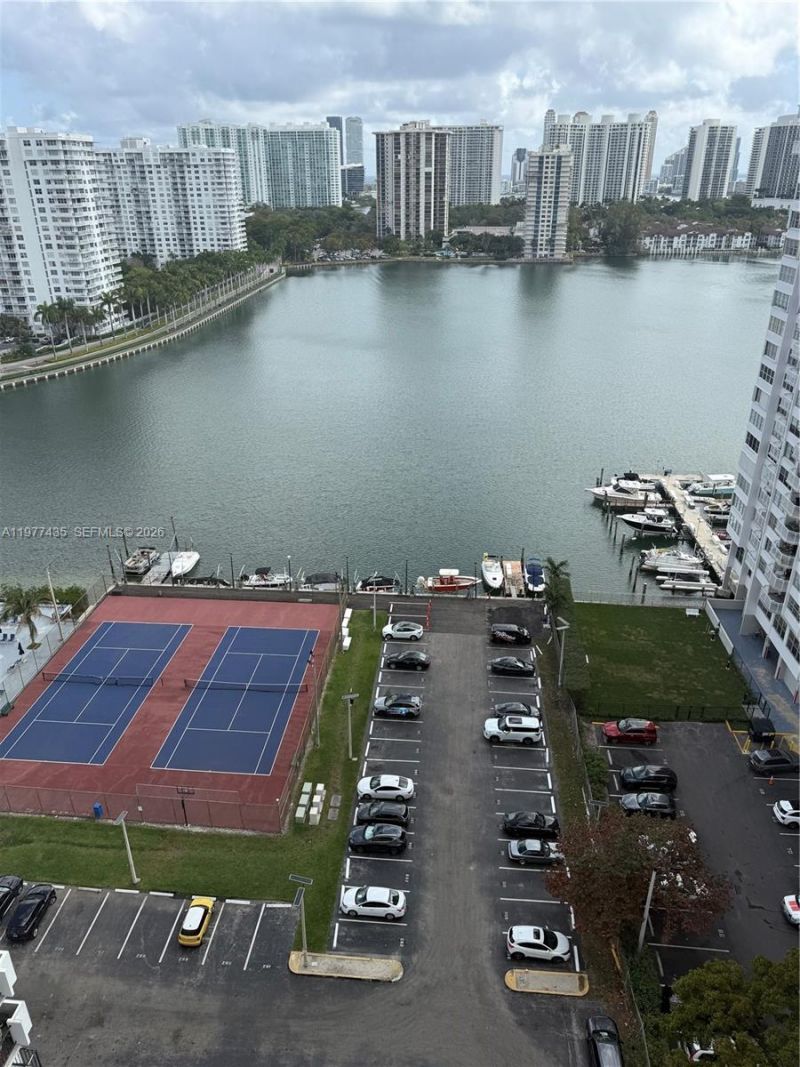 2750 NE 183rd St , Unit 1902, Aventura, FL 33160 Photo