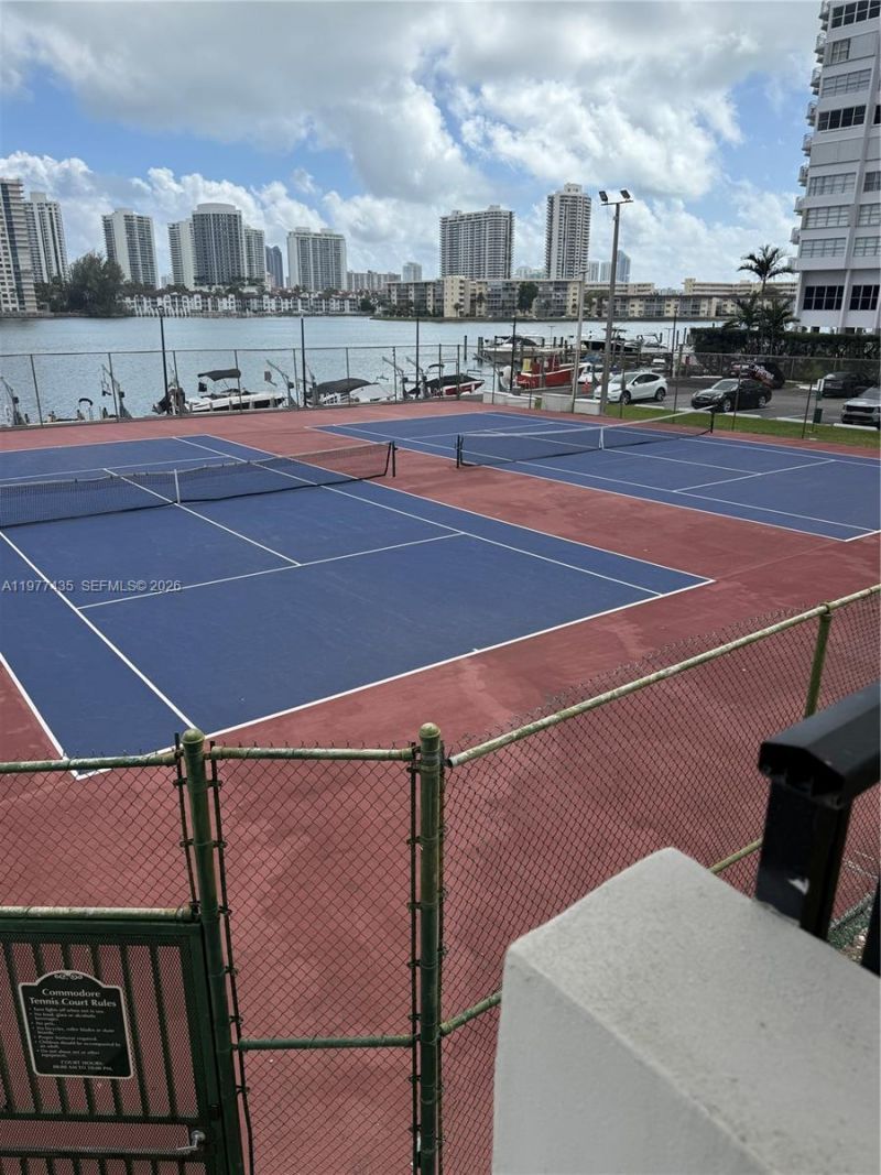 2750 NE 183rd St , Unit 1902, Aventura, FL 33160 Photo