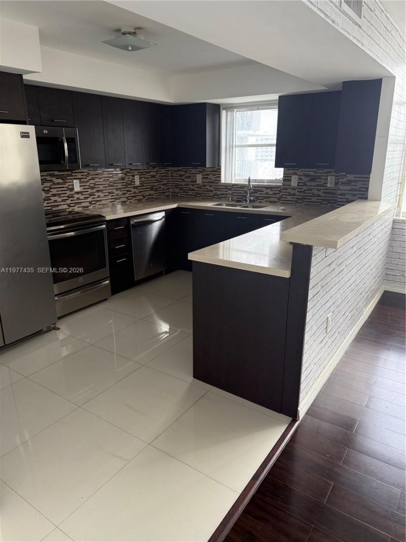 2750 NE 183rd St , Unit 1902, Aventura, FL 33160 Photo