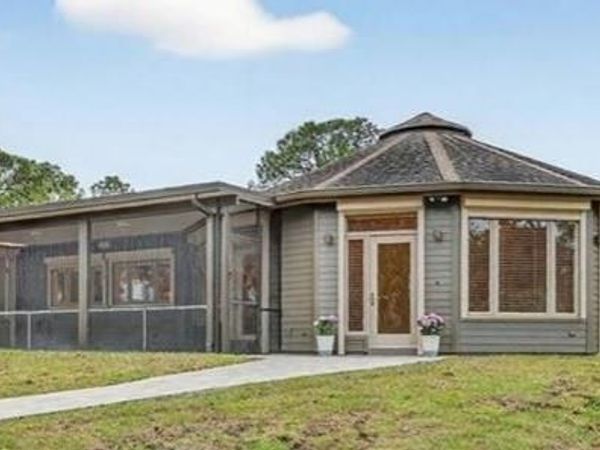 9180 SW Star Drive, Stuart, FL 34997