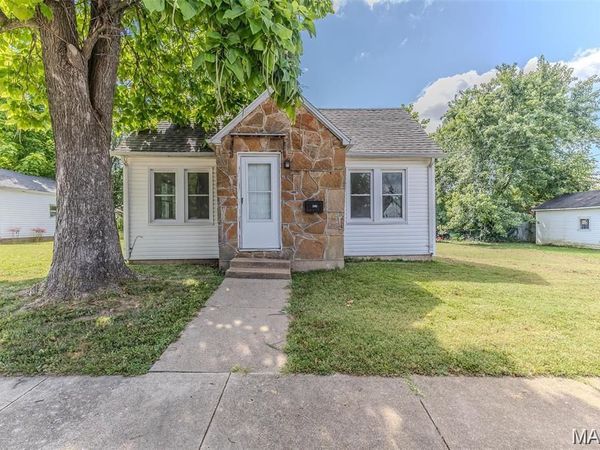360 W 5th Street , Lebanon, MO 65536