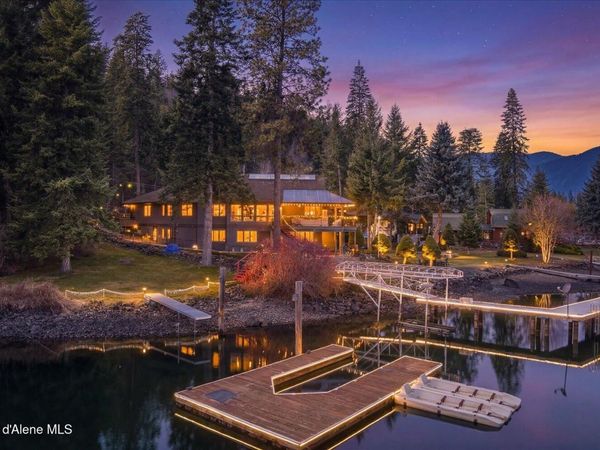 544 S Stewart CT, Coeur d'Alene, ID 83814