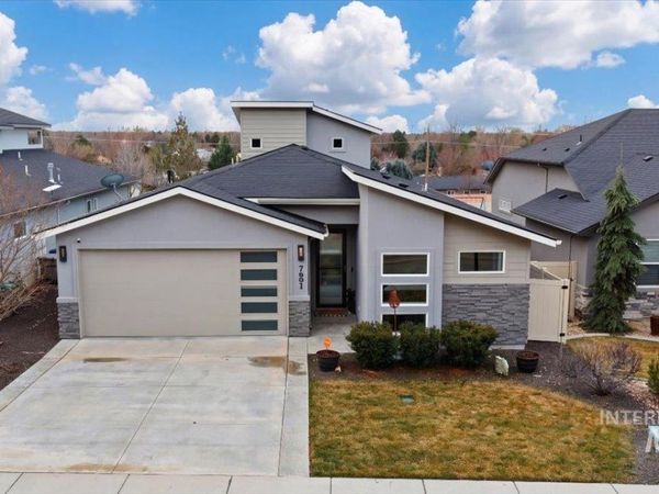 7691 W Hill Rd, Boise, ID 83714