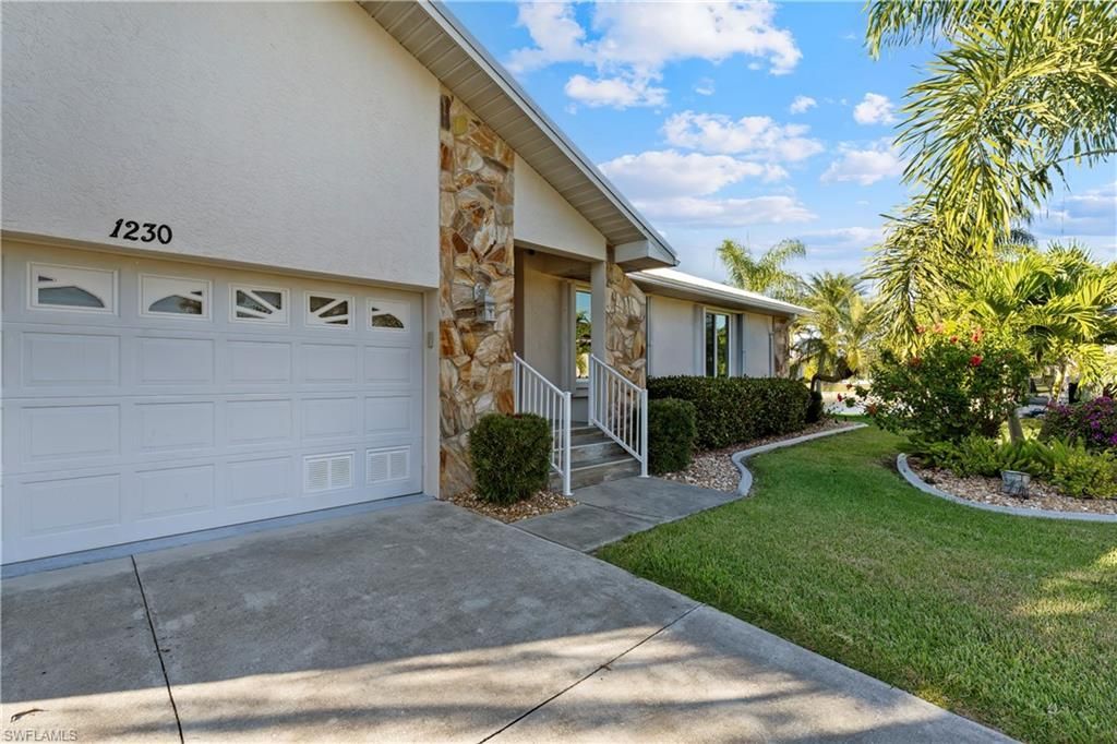 1230 Swan Ct, Punta Gorda, FL 33950 Photo