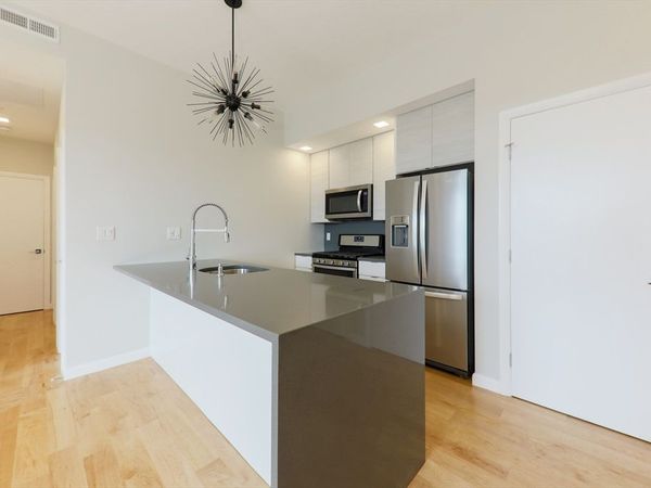 87 Parker St, Unit 403, Chelsea, MA 02150