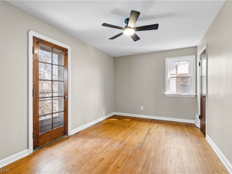 18303 Canterbury Road, Cleveland, OH 44119 Photo 20