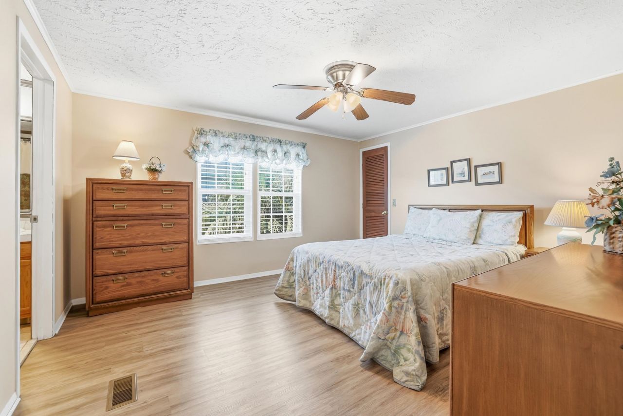 1871 Sanddollar Dr. Photo 18