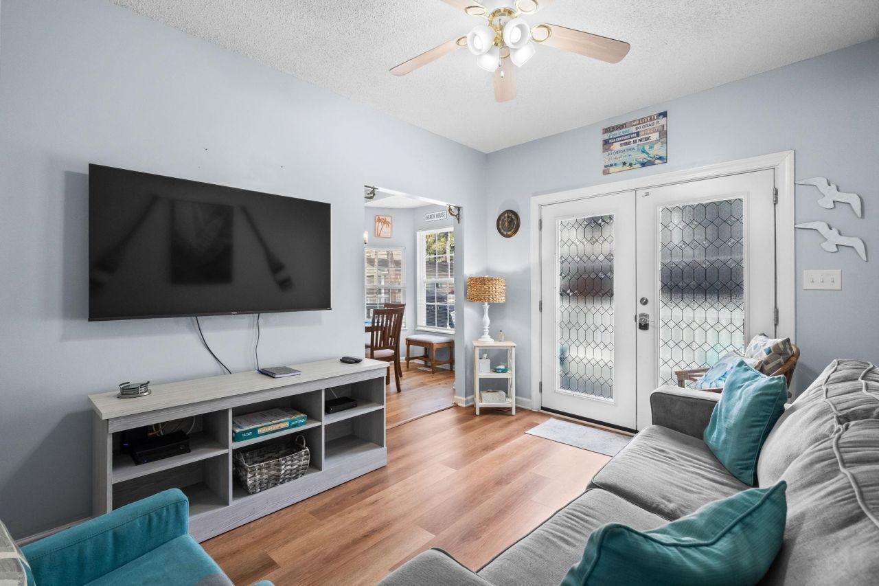 6001 - 1471 S Kings Hwy. Photo 10