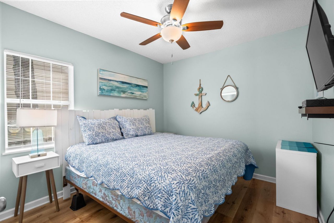 6001 - 1471 S Kings Hwy. Photo 20