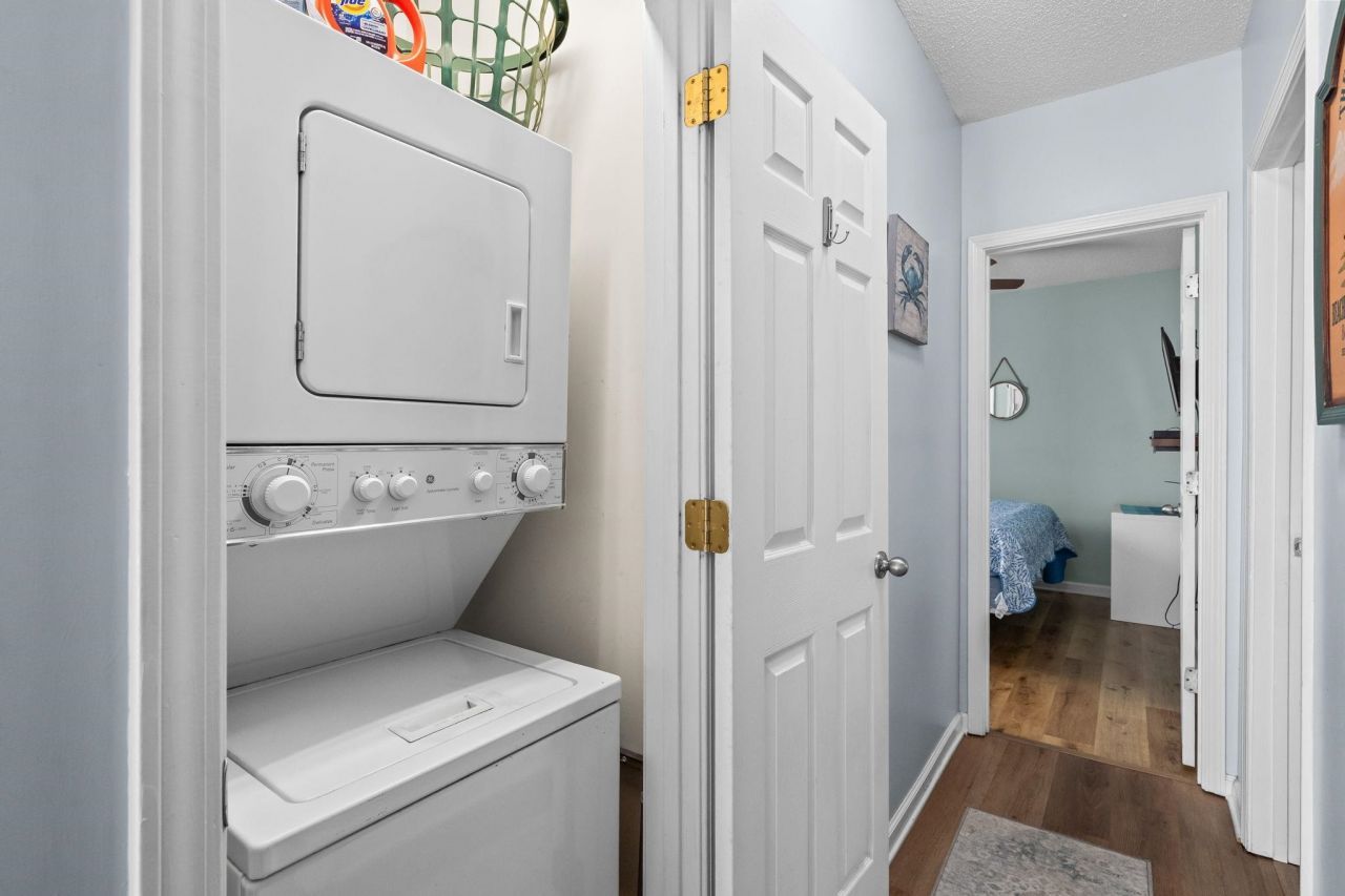 6001 - 1471 S Kings Hwy. Photo 27