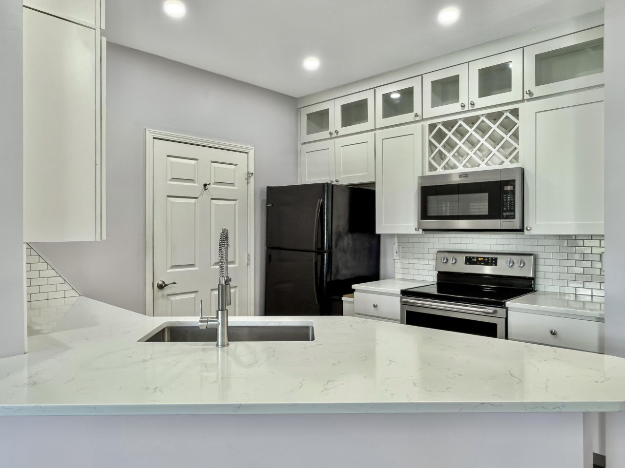 45 Sycamore Avenue Photo 12