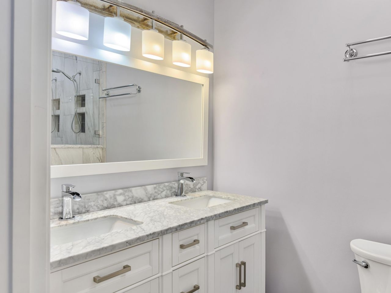 45 Sycamore Avenue Photo 17