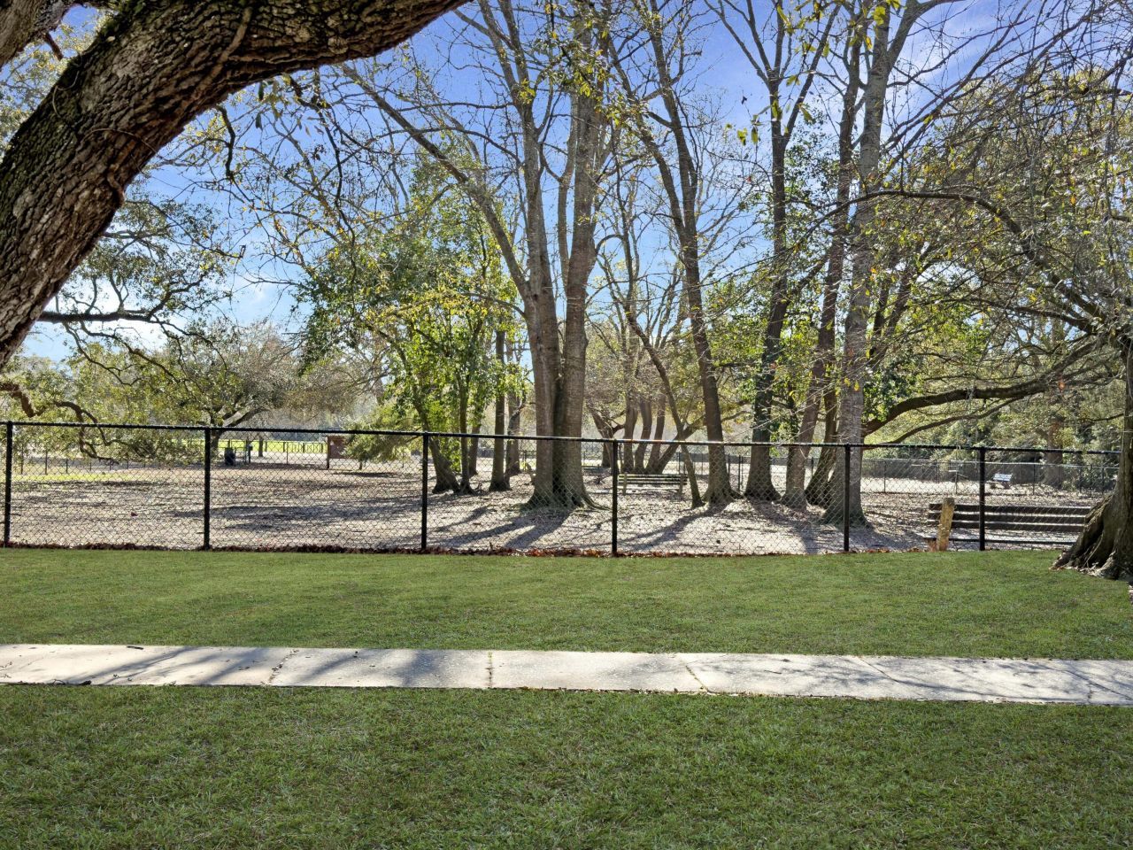 45 Sycamore Avenue Photo 31