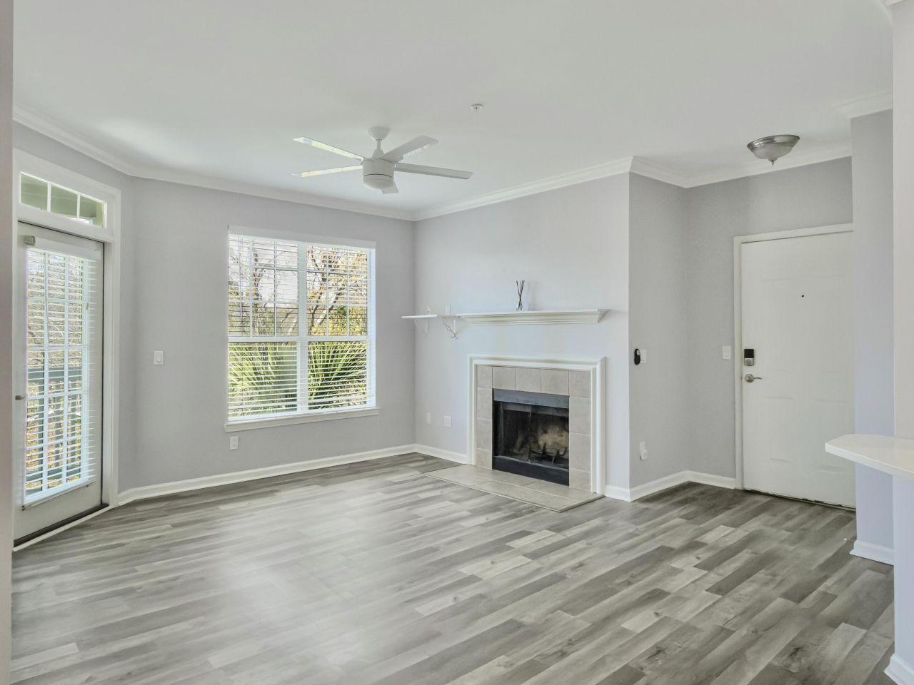 45 Sycamore Avenue Photo 4