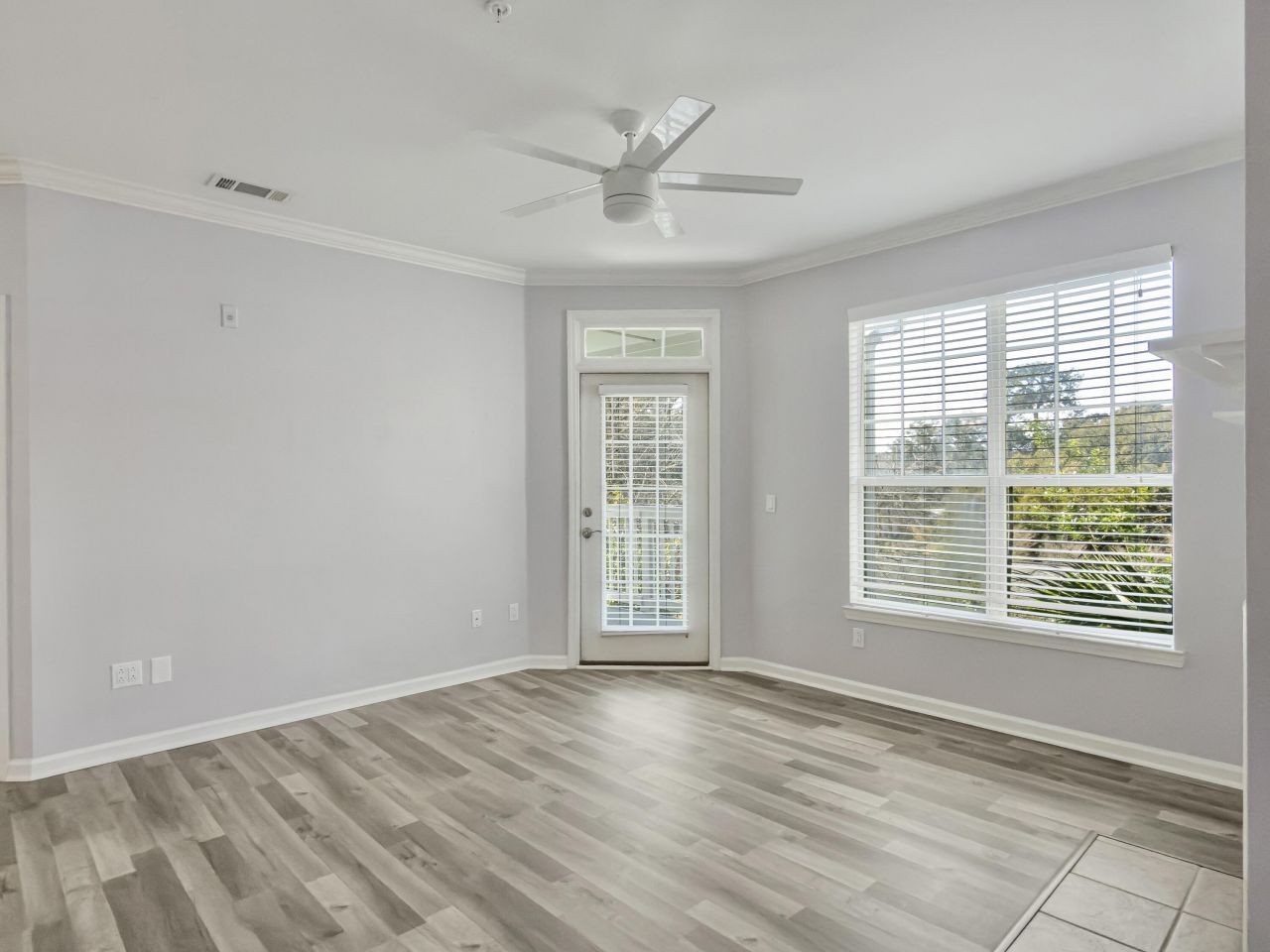 45 Sycamore Avenue Photo 5